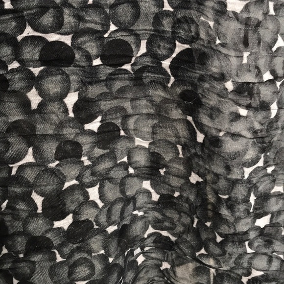 Multi purpose wrap scarf - Picture 4 of 6